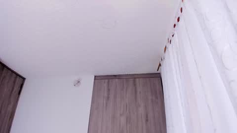 Lyanna online show from October 6, 11:50 am