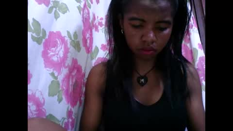 Snapshot of lydialarin chatting on October 23, 3:08 am Lydiah online show from October 23, 3:08 am