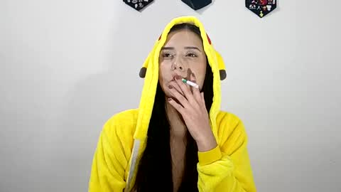 lyla online show from October 18, 5:00 am