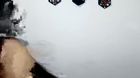 lyla online show from October 19, 5:01 am