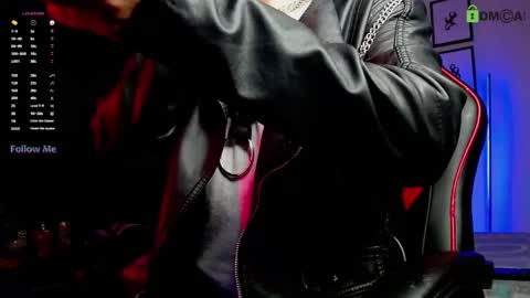 Lyle Bennett Freelance Model online show from November 14, 11:45 am