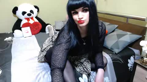 Lyly us online show from May 15, 10:34 am