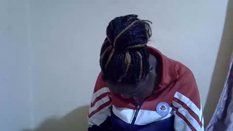 lyn_anna online show from November 14, 8:27 am