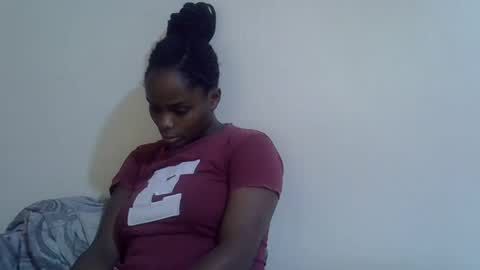 lyn_anna online show from March 31, 6:47 am