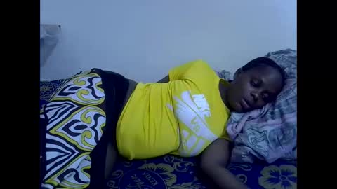 lyn_anna online show from June 8, 1:28 am