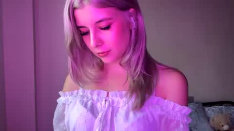 Luna online show from August 7, 5:33 pm