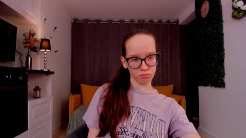 Sara online show from March 4, 4:20 pm