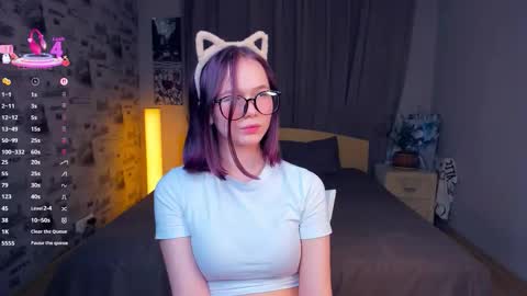 Cozy Lynns room online show from December 1, 11:41 am