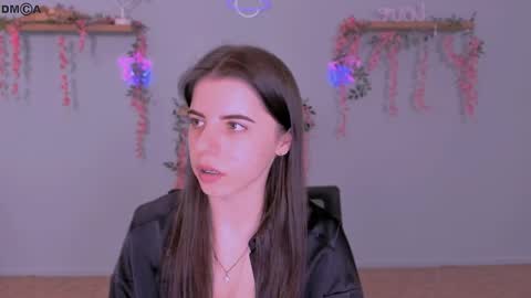 lyra_desire online show from May 20, 8:32 am
