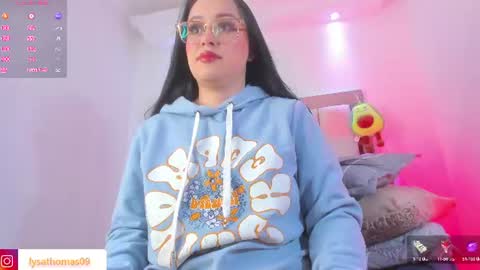 lysa_thomas9 online show from July 28, 4:43 am