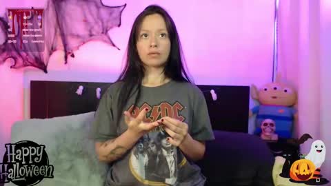 lyshana online show from October 27, 1:22 pm