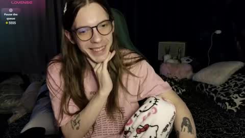 m1shq online show from February 19, 11:57 pm