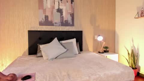 m_antonia online show from March 6, 5:34 pm