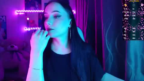 Melissa online show from July 28, 5:35 pm