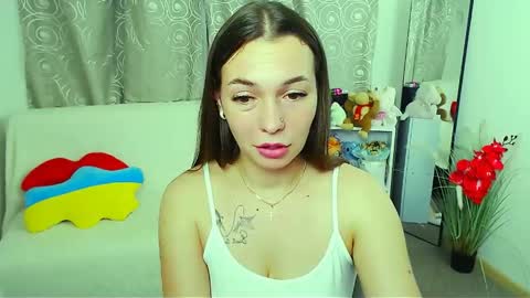 Vikki online show from June 3, 2:33 pm
