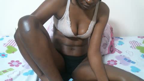 maars_mimi online show from October 18, 6:28 am