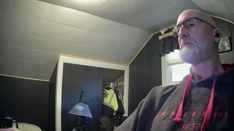 mac8181 online show from March 9, 11:58 am