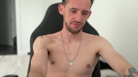 Snapshot of macebre chatting on October 20, 2:22 pm my beautiful long dick will make you happy online show from October 20, 2:22 pm