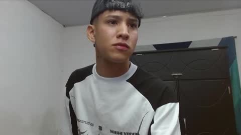 Snapshot of macho_dom chatting on October 24, 11:16 pm MACHO DOMINANTE online show from October 24, 11:16 pm