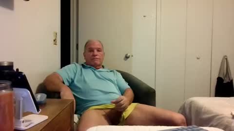 mackdocc001 online show from July 28, 4:51 pm