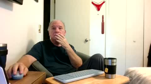 mackdocc001 online show from June 24, 4:47 pm