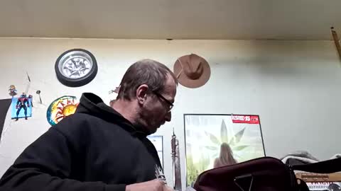 mackdog1369 online show from March 13, 7:50 pm