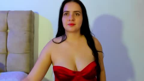 LILLY online show from April 15, 8:20 pm