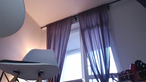 madamekatrina online show from October 12, 1:15 pm