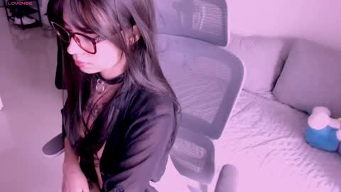 alex online show from February 13, 2:09 pm