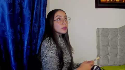 MaddieSquirt online show from December 28, 2:01 am