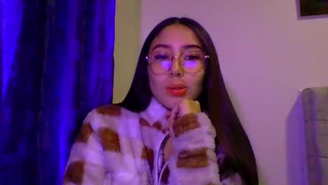 MaddieSquirt online show from February 19, 1:29 am