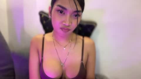 maddison_jade online show from July 7, 9:13 am