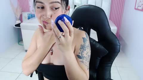 Madhison  online show from February 25, 11:37 pm