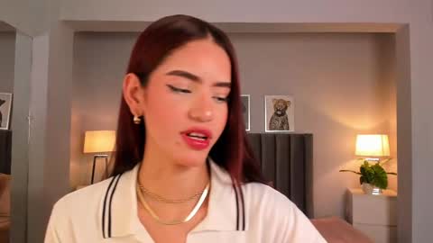 Madie  online show from March 5, 10:55 am