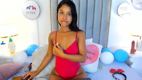 madisongomez16 online show from February 11, 9:20 am
