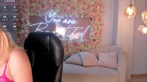 Madison Kane online show from March 6, 11:09 am