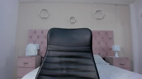 madison online show from November 23, 2:37 pm