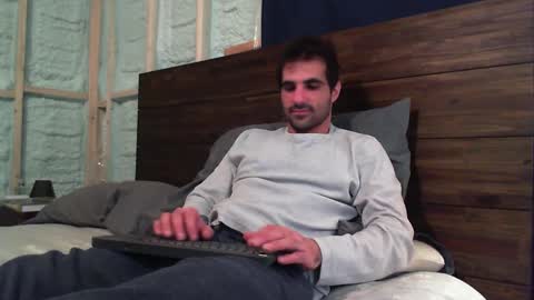 Guigui online show from January 27, 11:43 pm