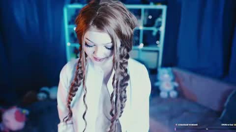 Alice online show from May 23, 3:08 pm