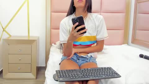 Mady online show from January 18, 11:11 pm