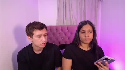 mae and nathan online show from July 28, 2:53 am