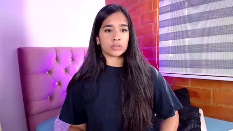 maeena online show from December 13, 3:43 pm