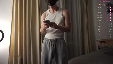 Mike XMaestro 3369 online show from December 28, 4:09 pm