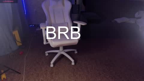 Maevee online show from February 23, 9:44 am