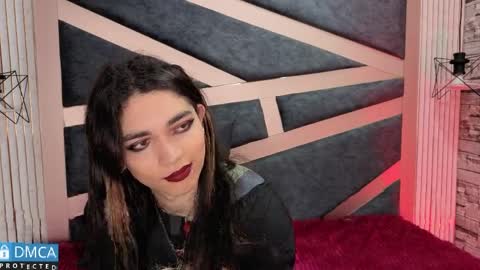 maevekuro online show from April 9, 3:21 am