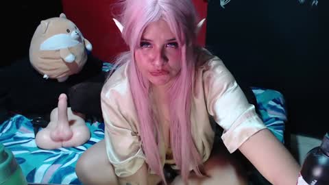 MaggCass online show from February 1, 5:39 am