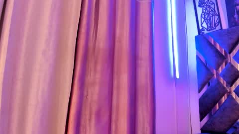 Maggie online show from September 20, 1:58 pm