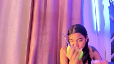 Maggie online show from September 18, 12:42 pm