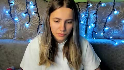 Maggie online show from November 9, 4:27 am