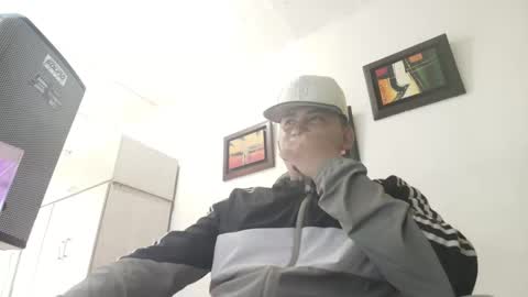 magic_milk23 online show from October 8, 8:15 pm